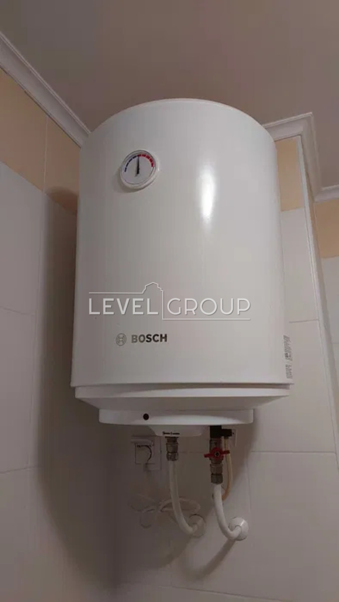 Воскресенська вул., 14е