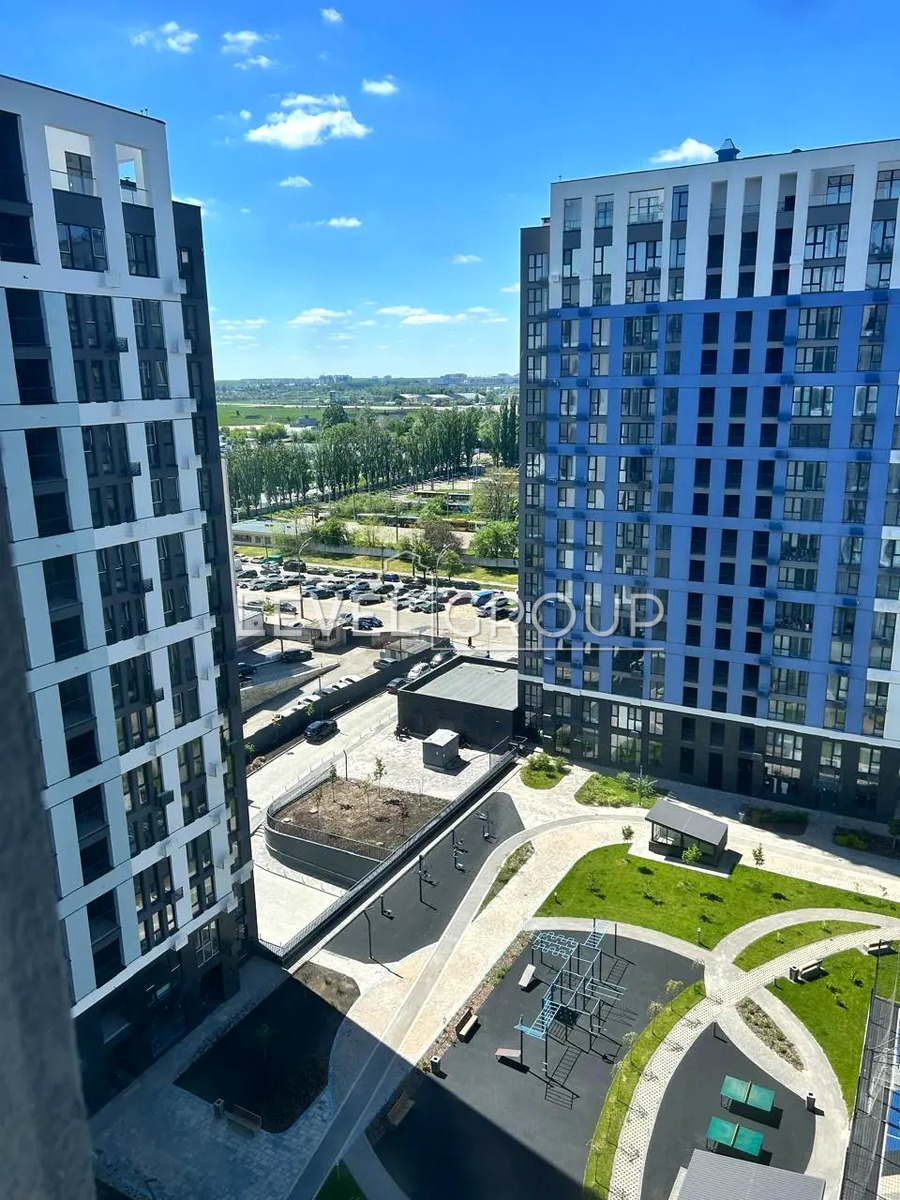 Святослава Хороброго вул. (Народного ополчення), 11в