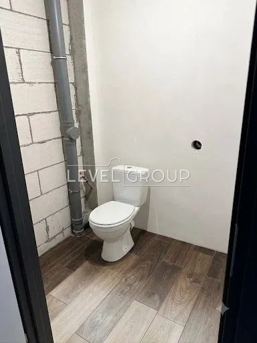 26, Suburb