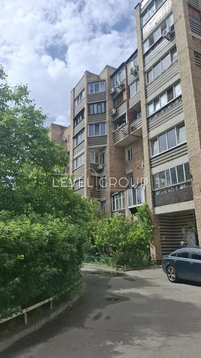 Obolonska St., 47