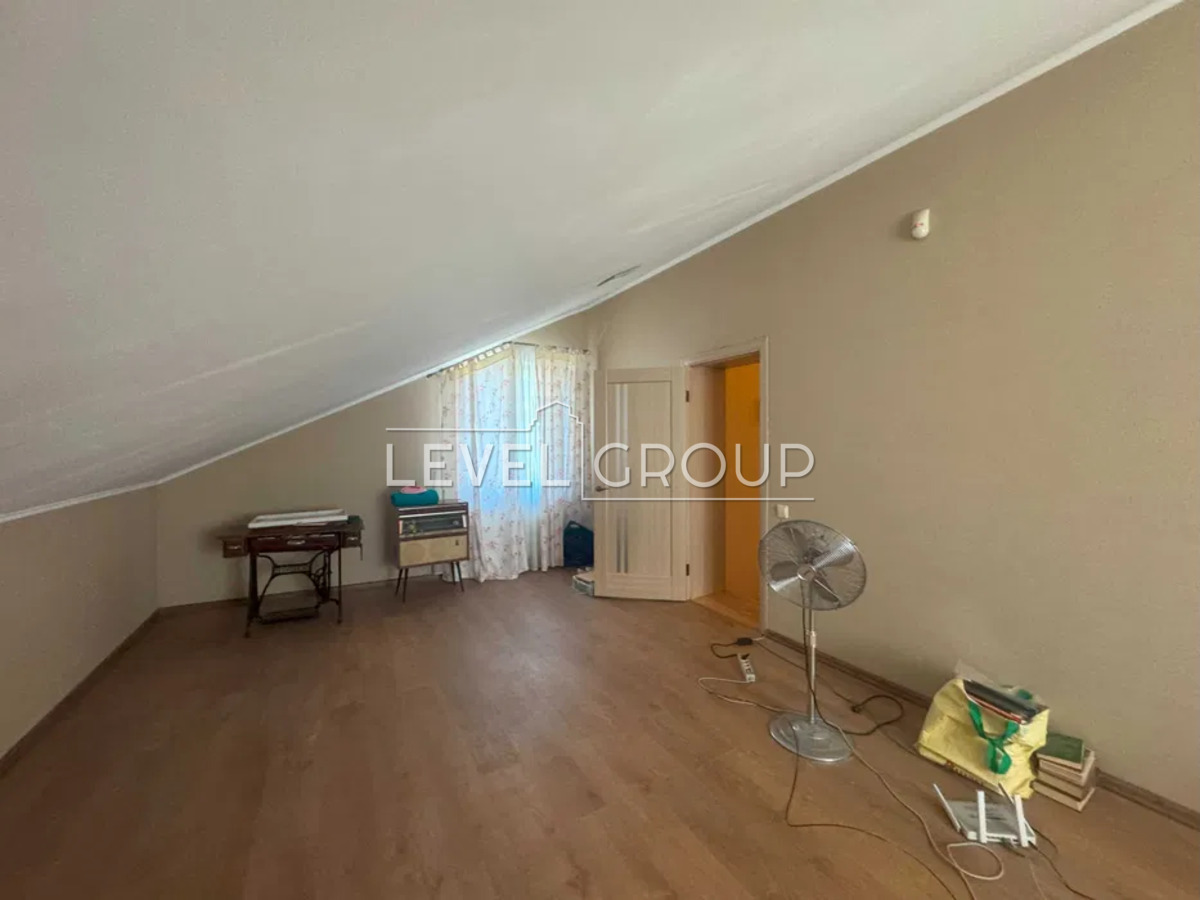 Boryspilska St., 52a