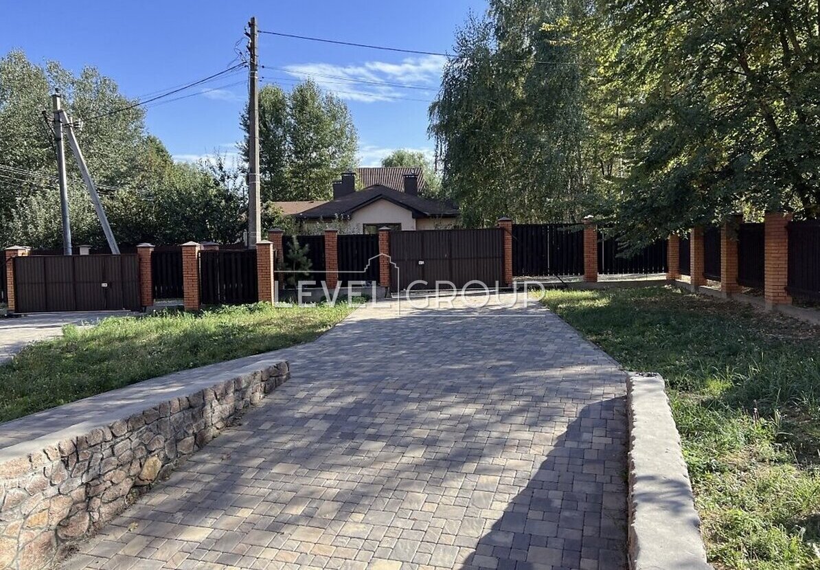 Фруктова вул., 225