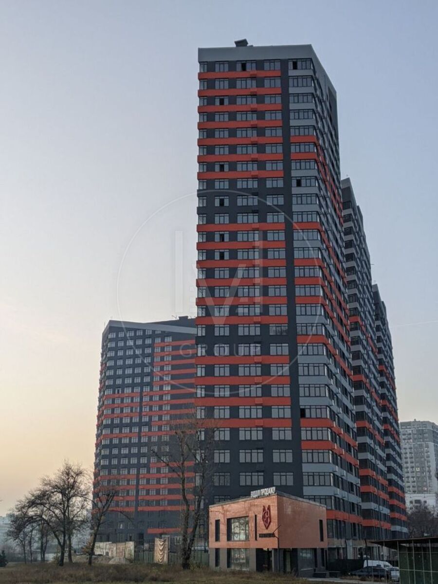Brativ Chybineyev str. (Chernihivska), 8