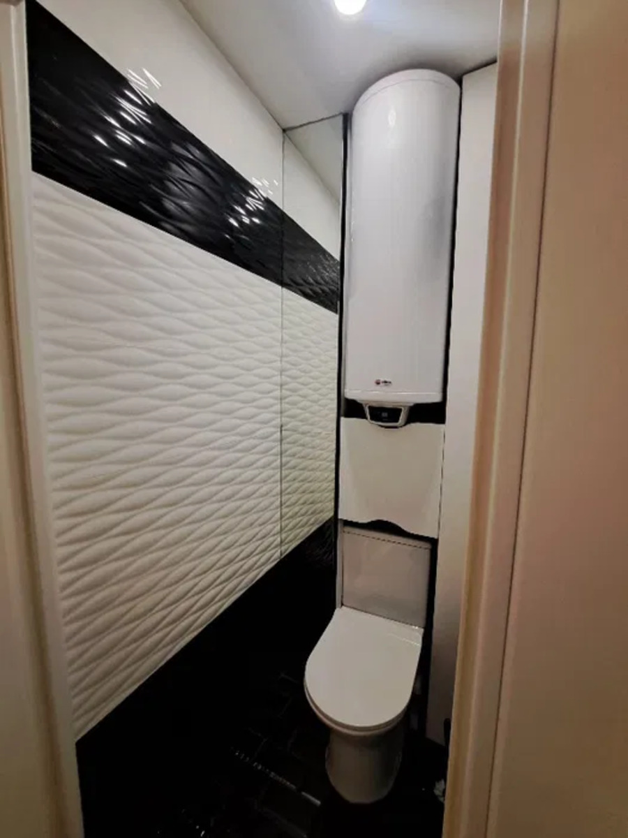 Автозаводська вул., 43