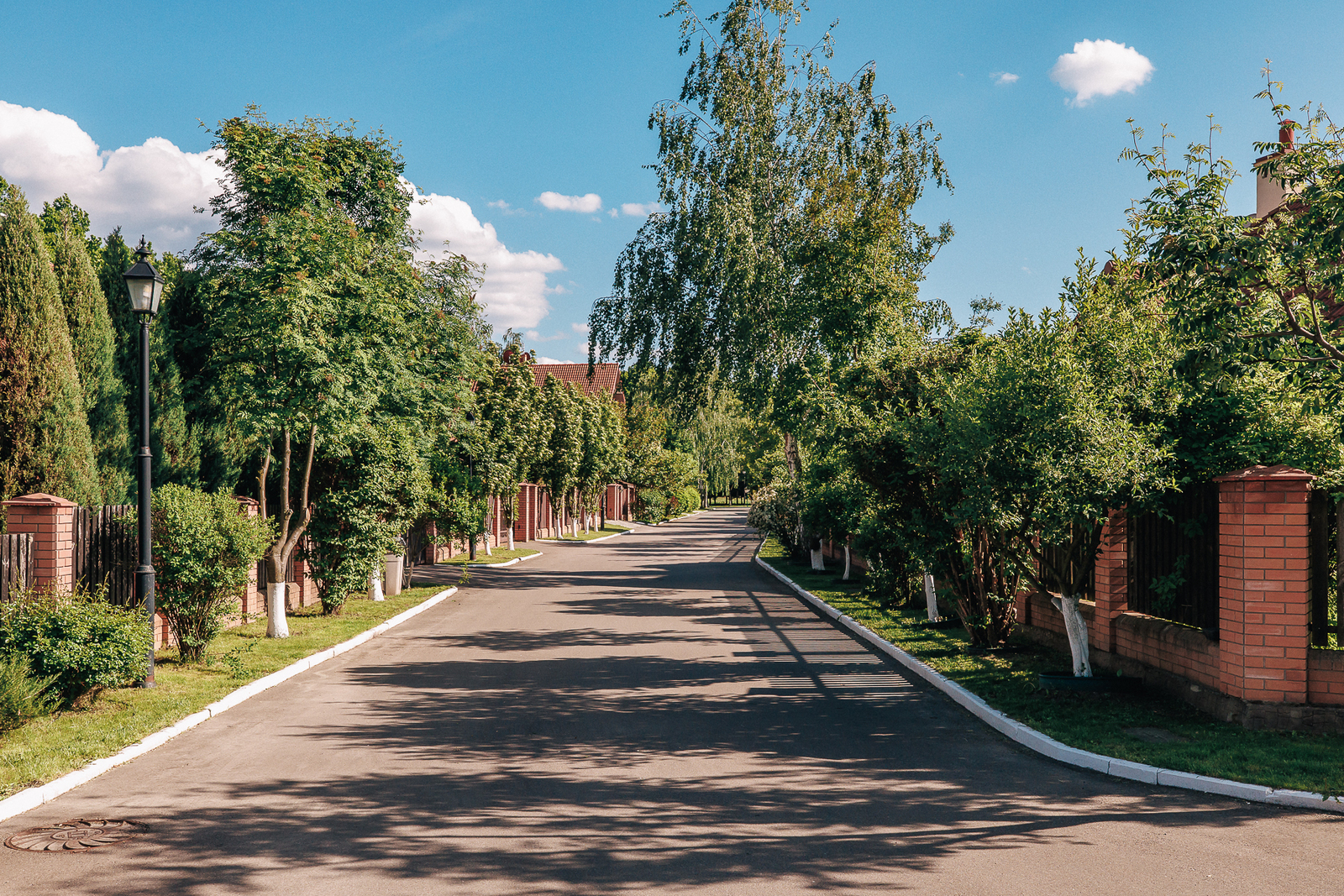 Юліанська, 53