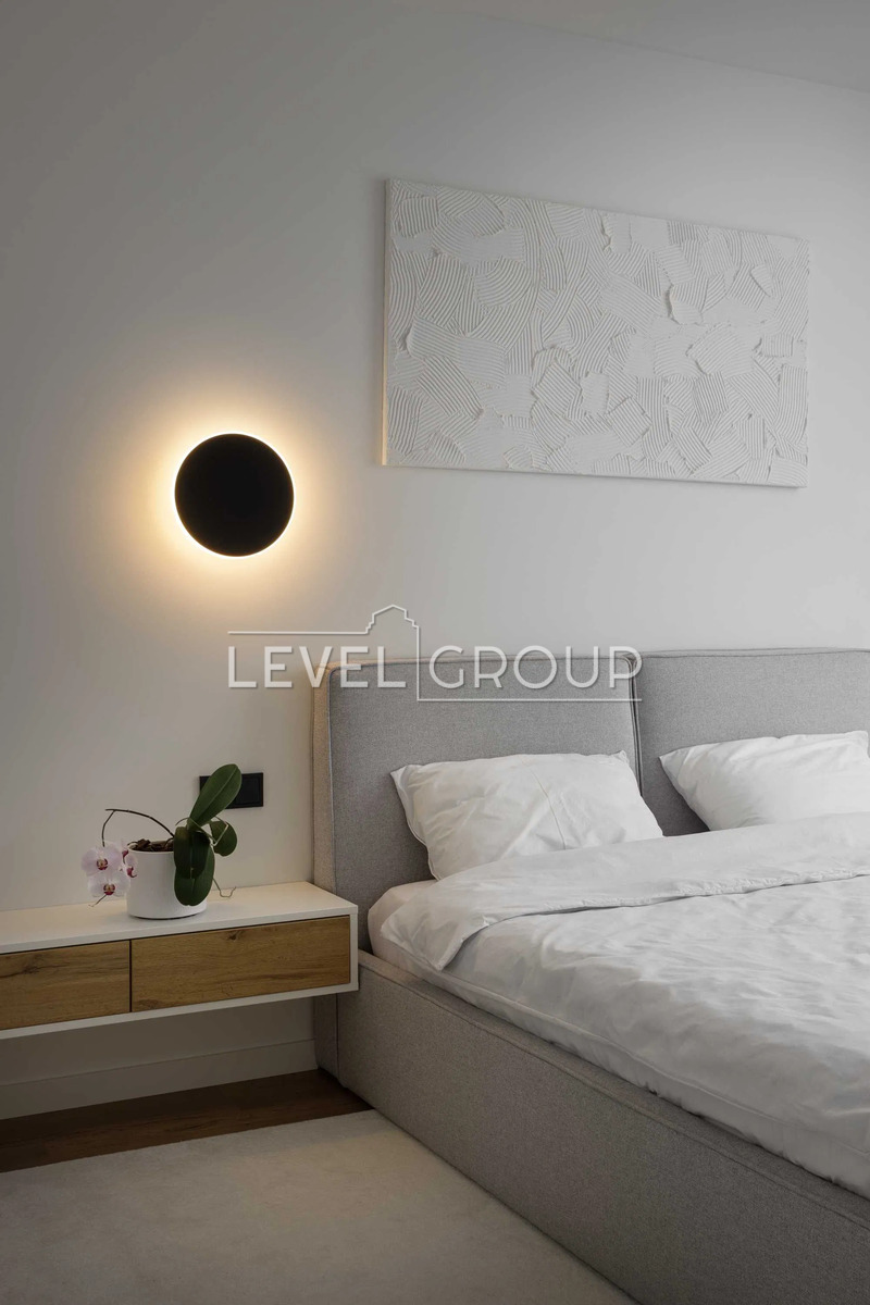 оптимістична, 1