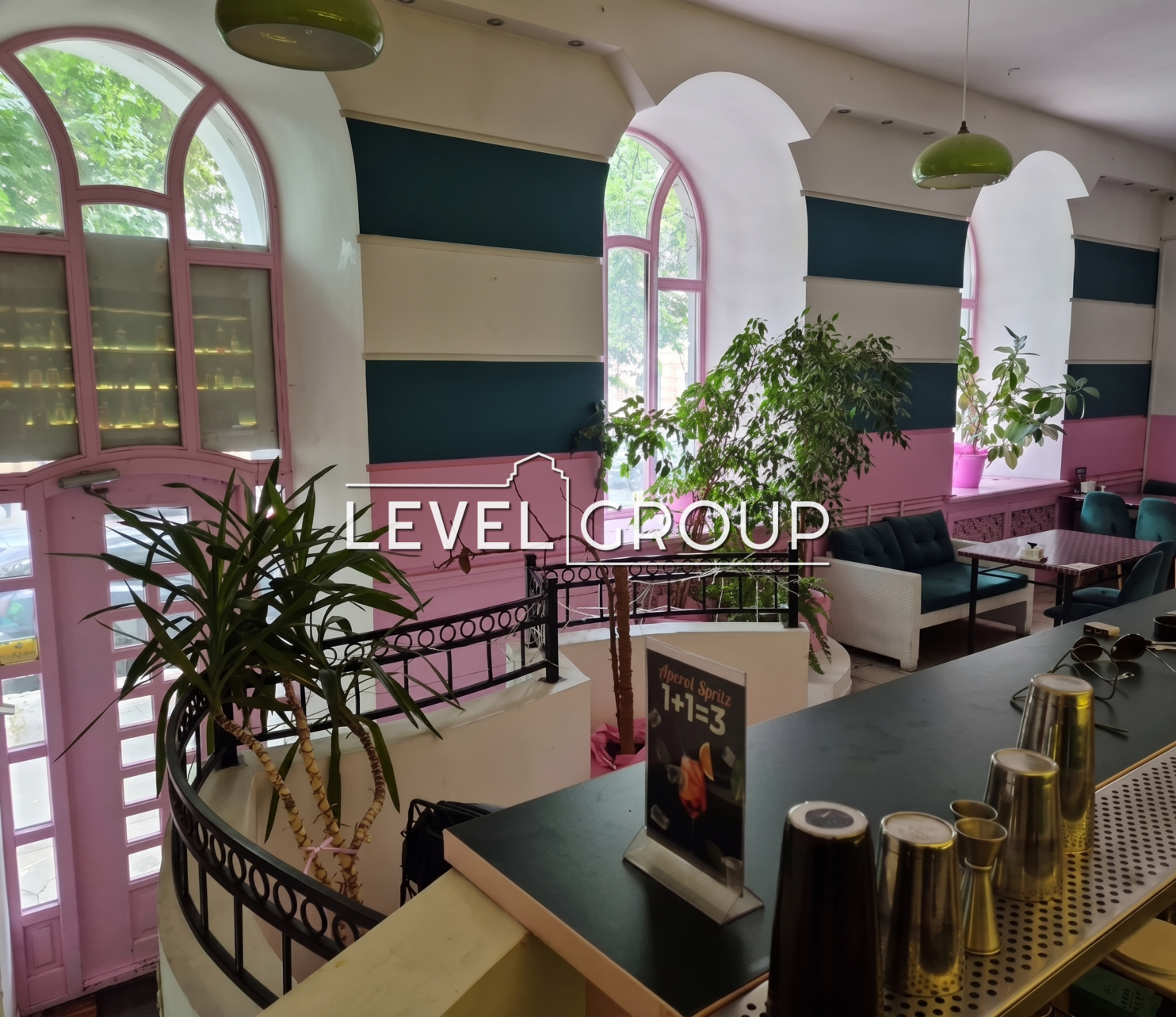 Інститутська вул., 27