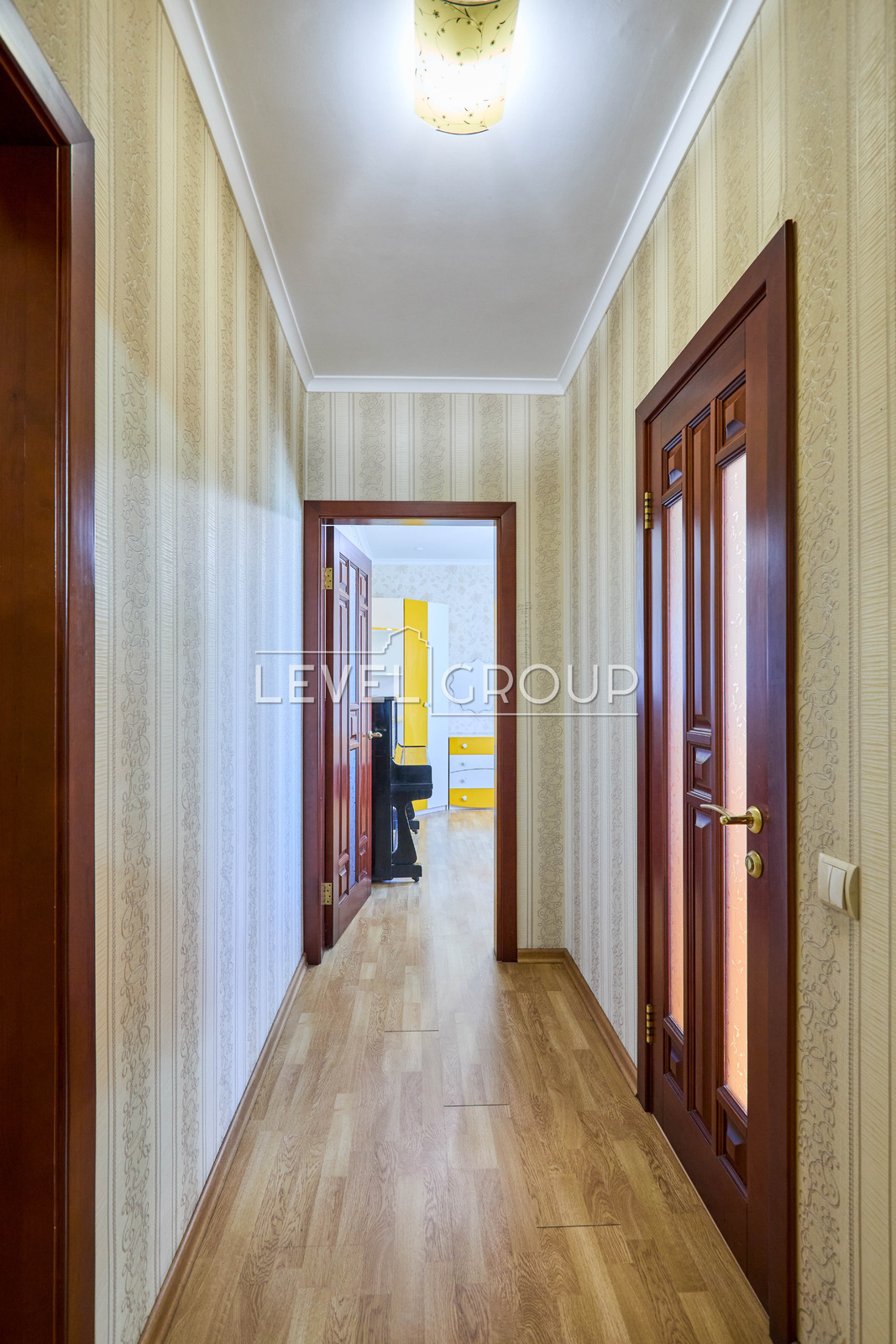 Европейського Союзу просп. (Правди), 31а