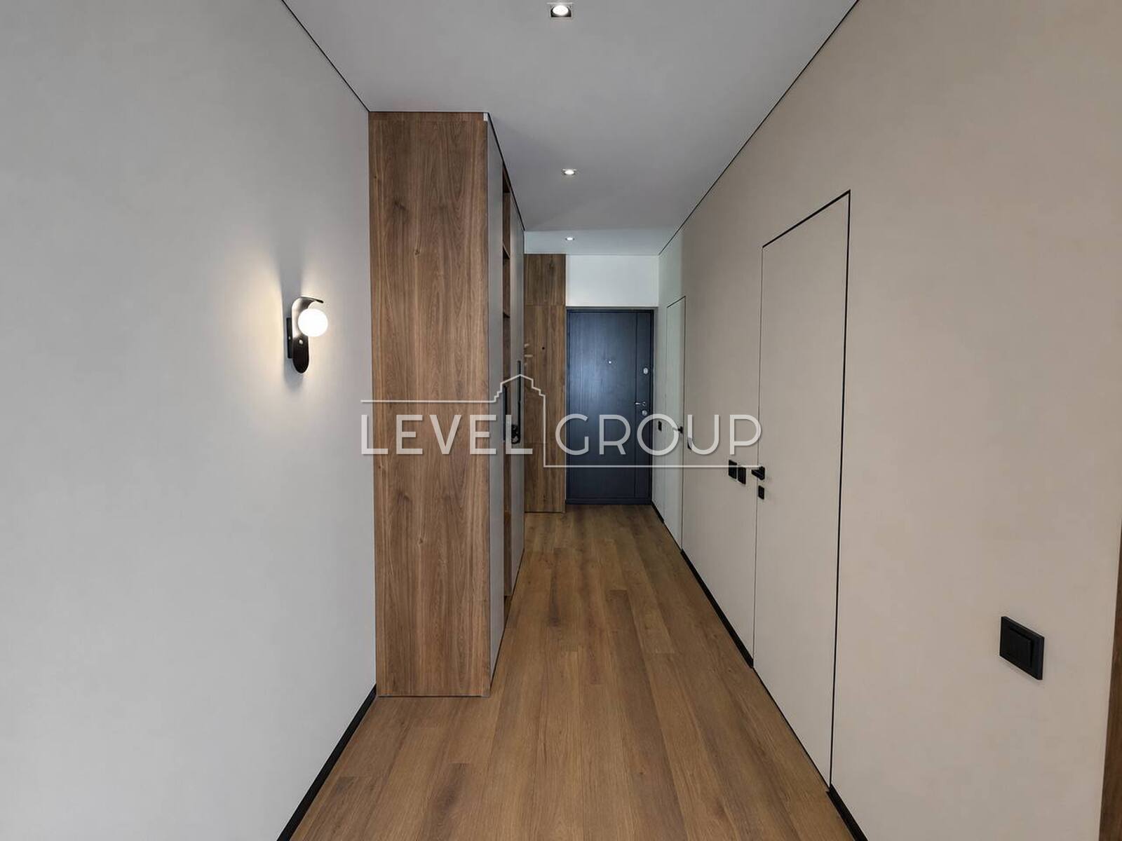 Oleksandra Olesia St., 17