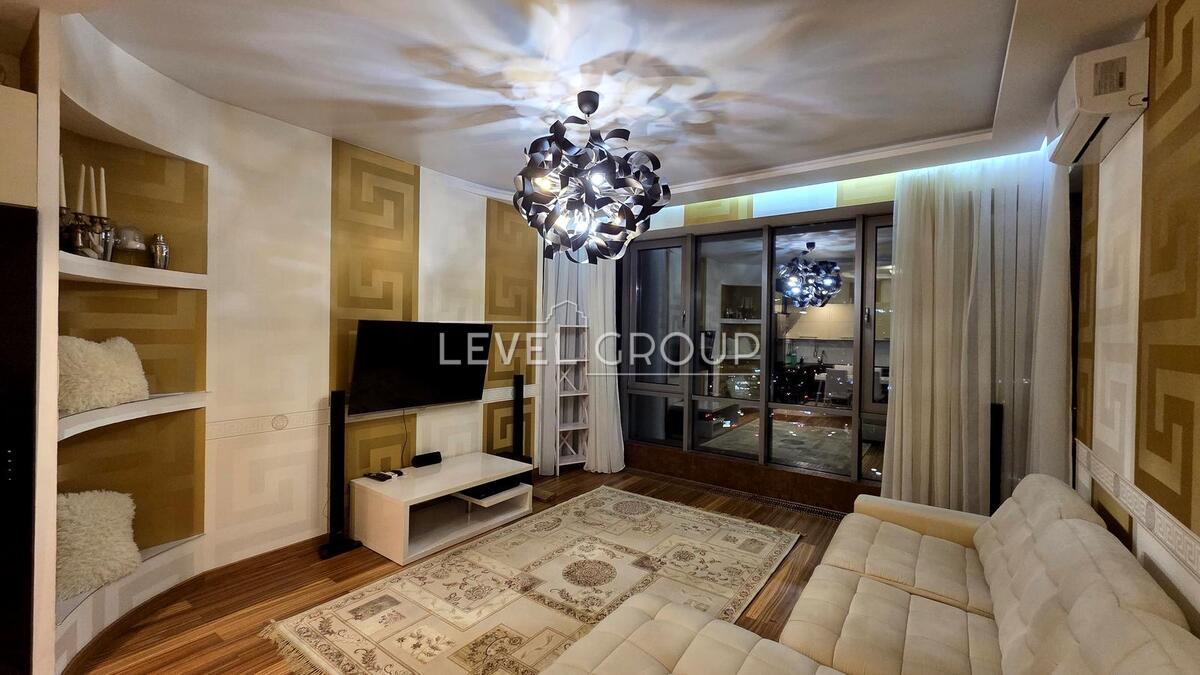 Dniprovska embankment, 14a