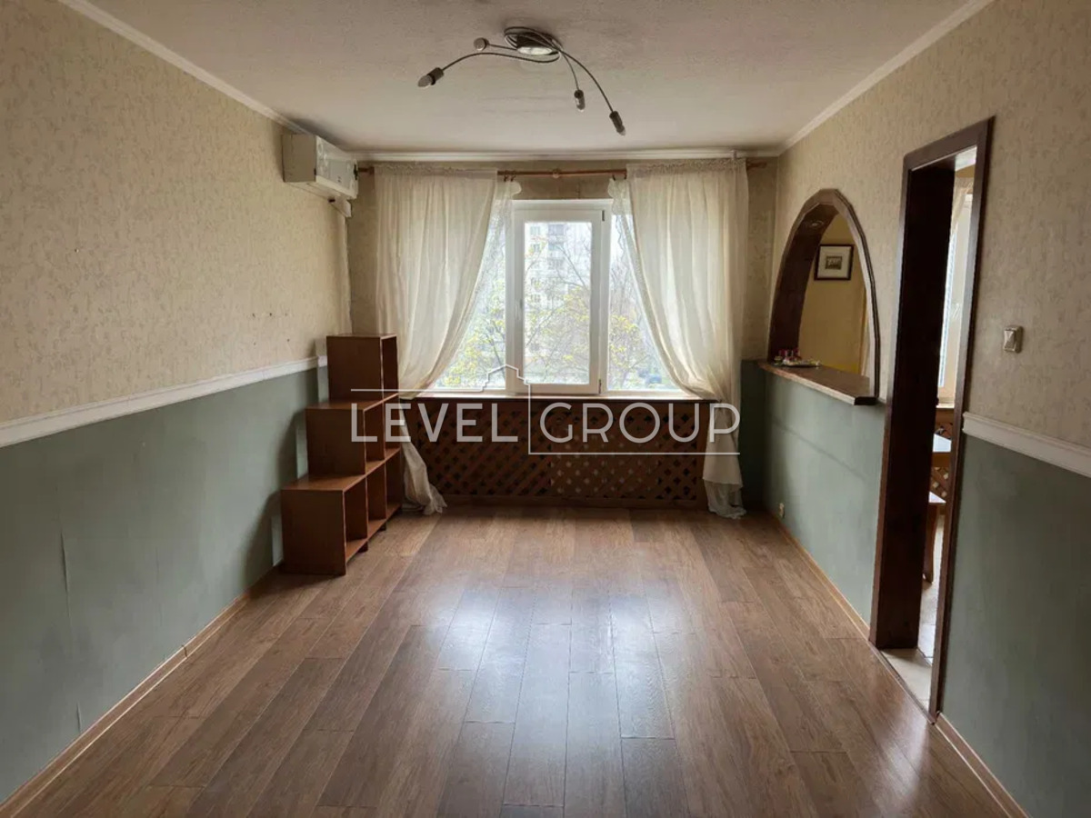 Оболонський просп., 14в