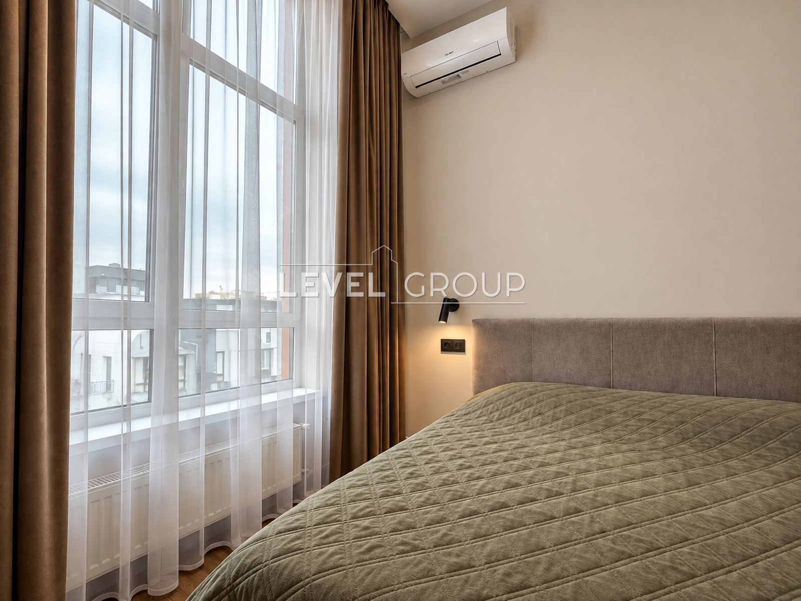 Brativ Shemetiv St., 10/8