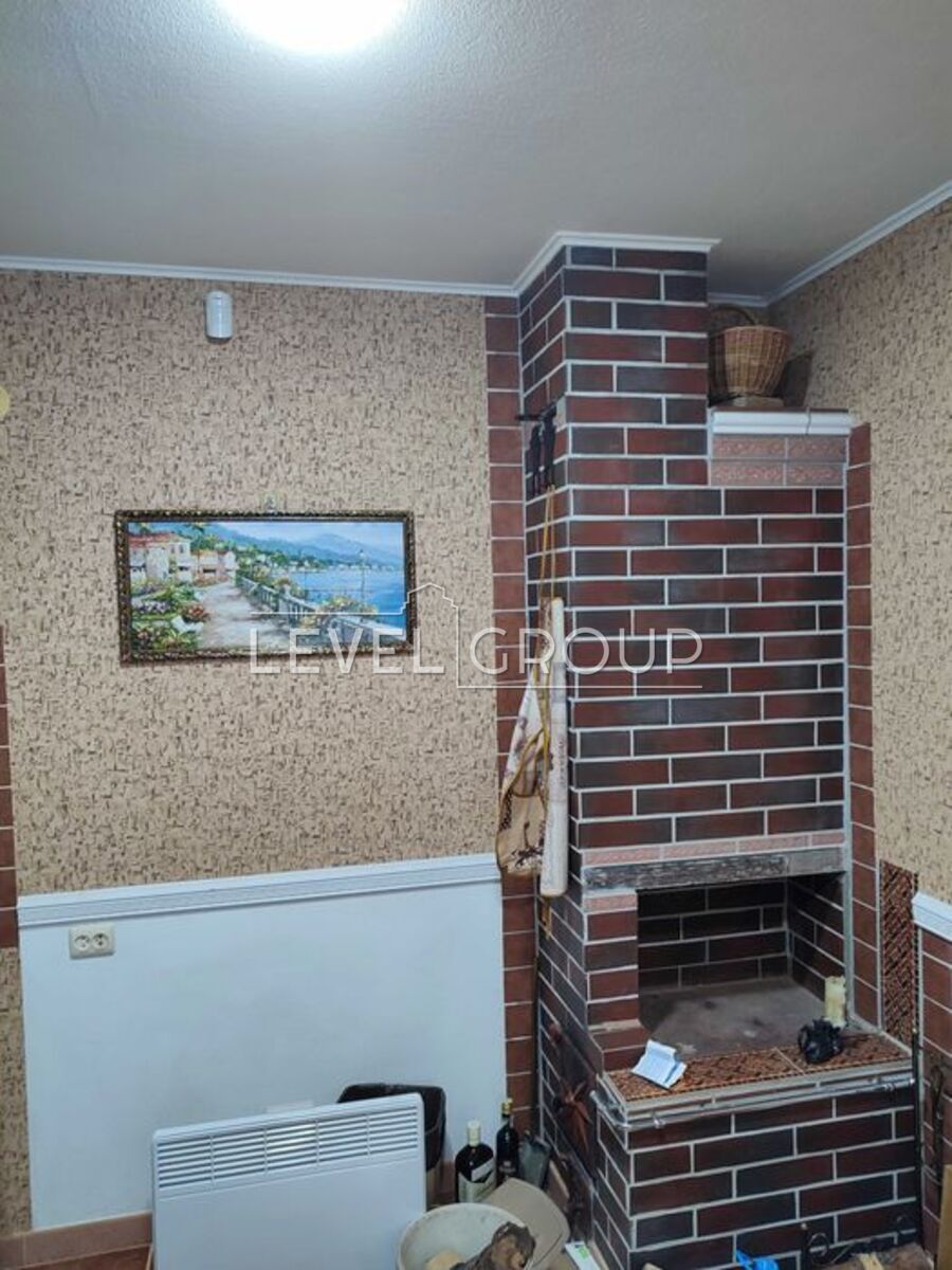 Озерна вул., 146