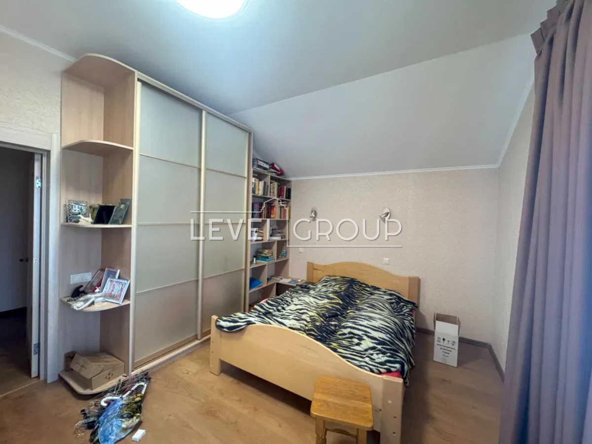 Boryspilska St., 52a