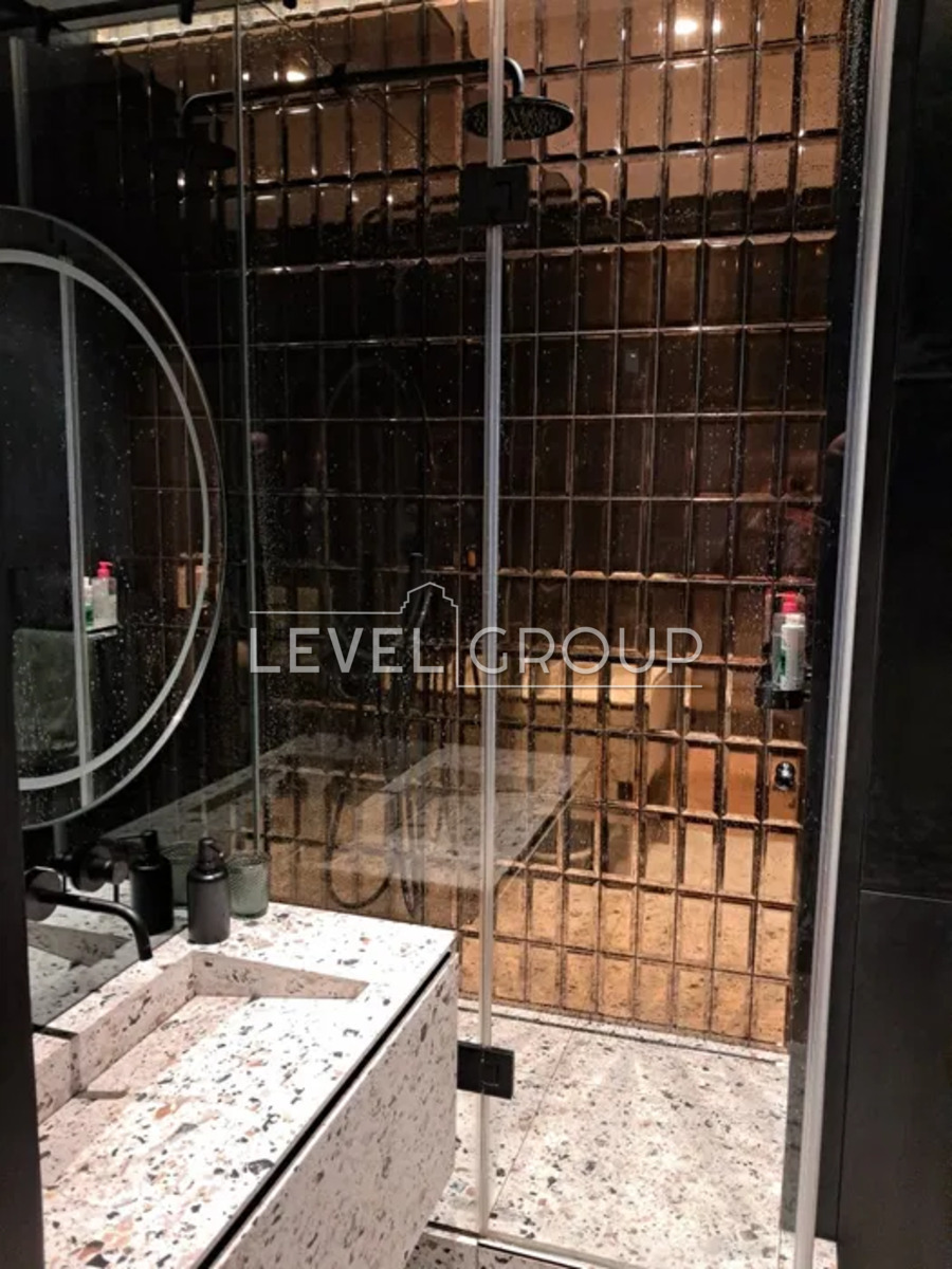 Андрія Верхогляда вул. (Михайла Драгомірова), 5