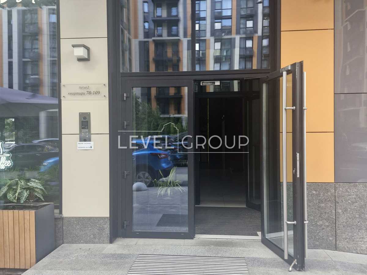 Predslavynska St., 57