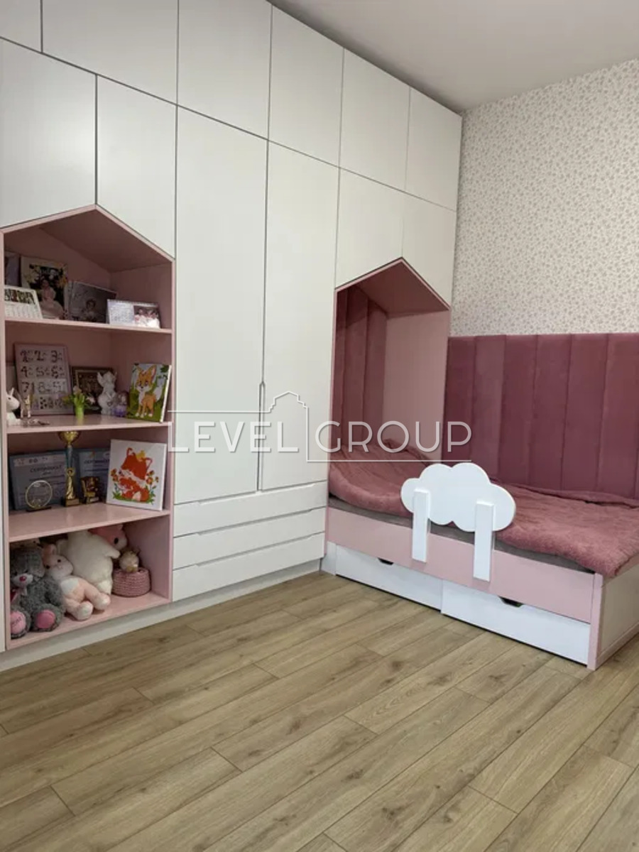 Київська вул.