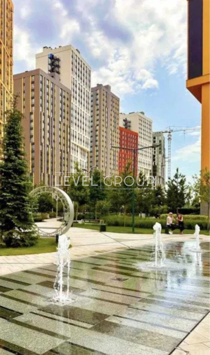 Столичне шосе, буд. 8