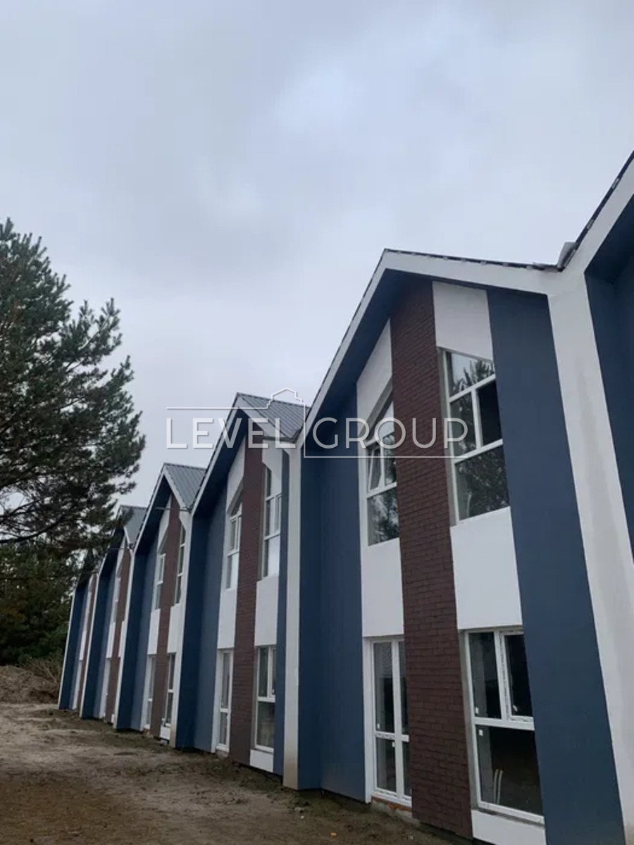 Київська вул., 41, 35