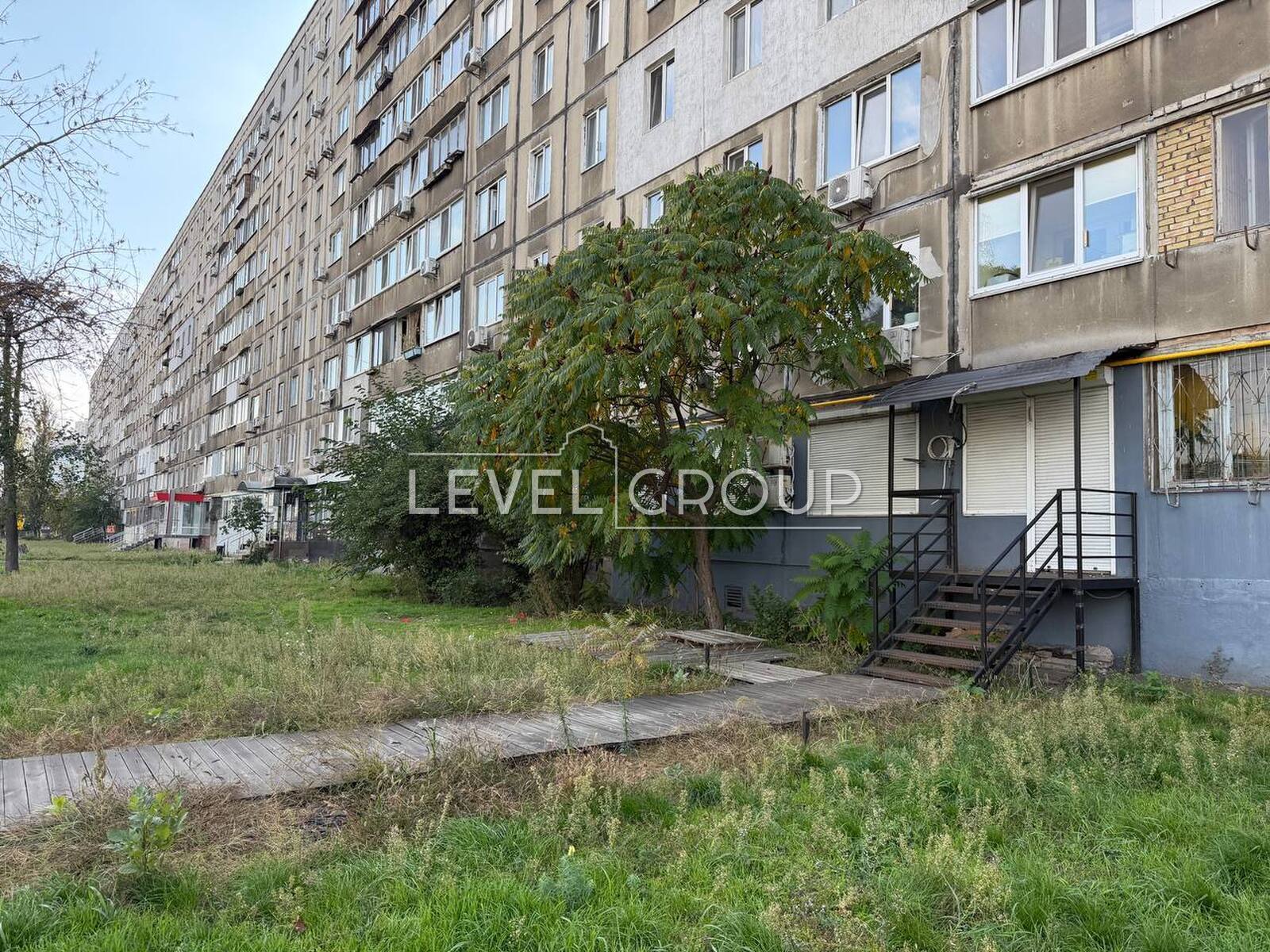 Myropilska St., 3