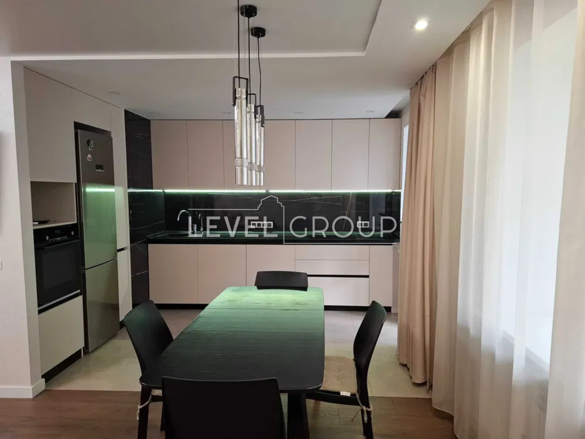 Митрополита Андрея Шептицького вул. (Анатолія Луначарського), 3б