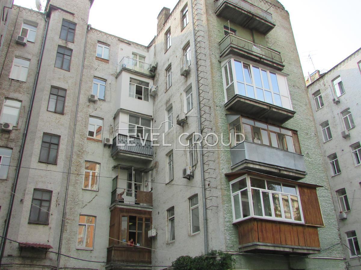 Velyka Vasylkivska St. (Chervonoarmiyska), 47