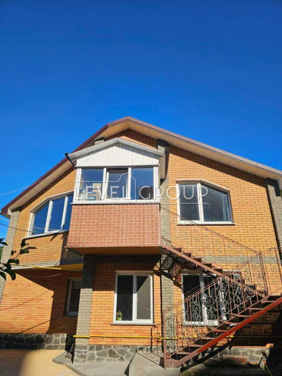 October 14th Avenue, 12/1