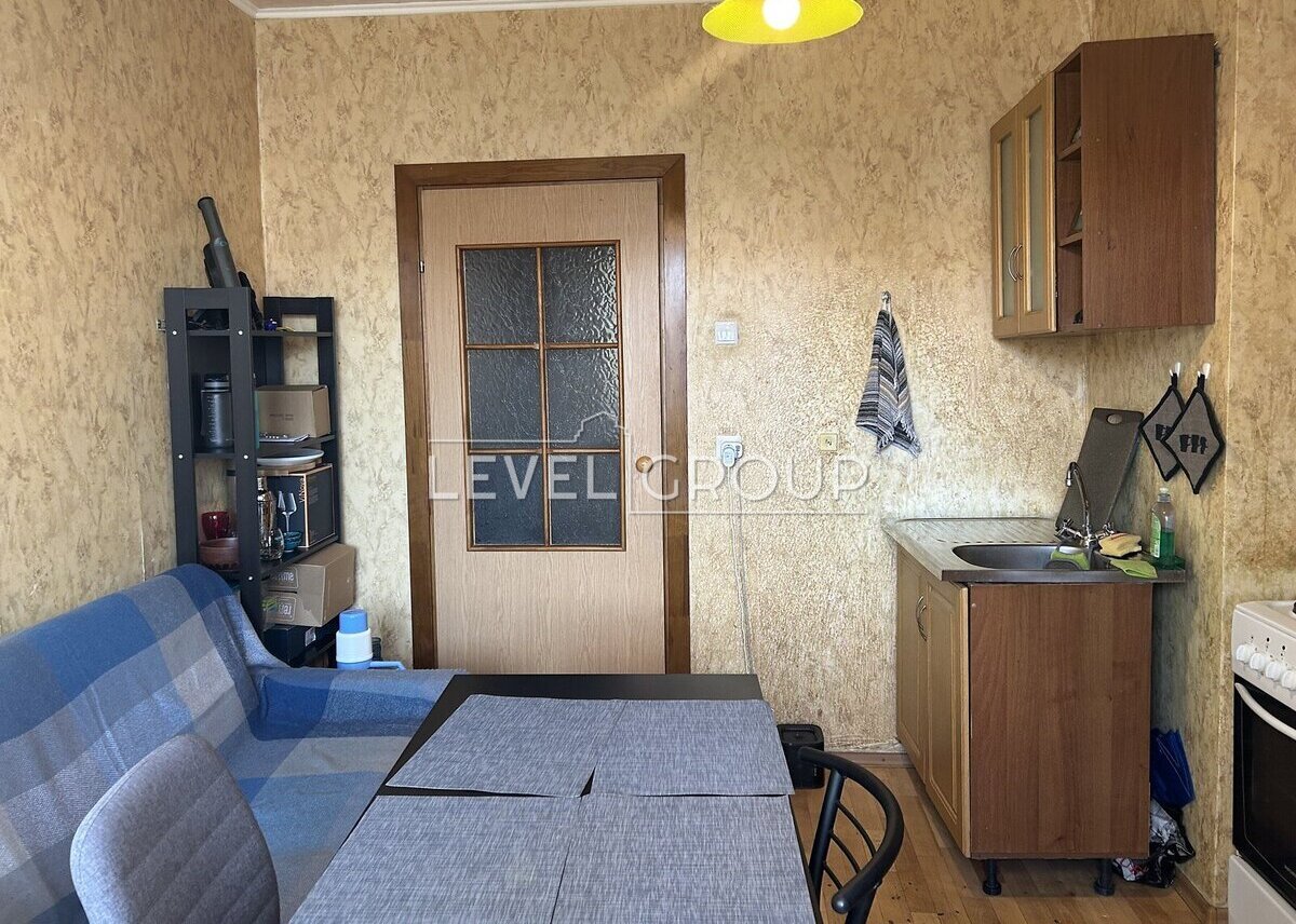 Олени Пчілки вул., 2Б