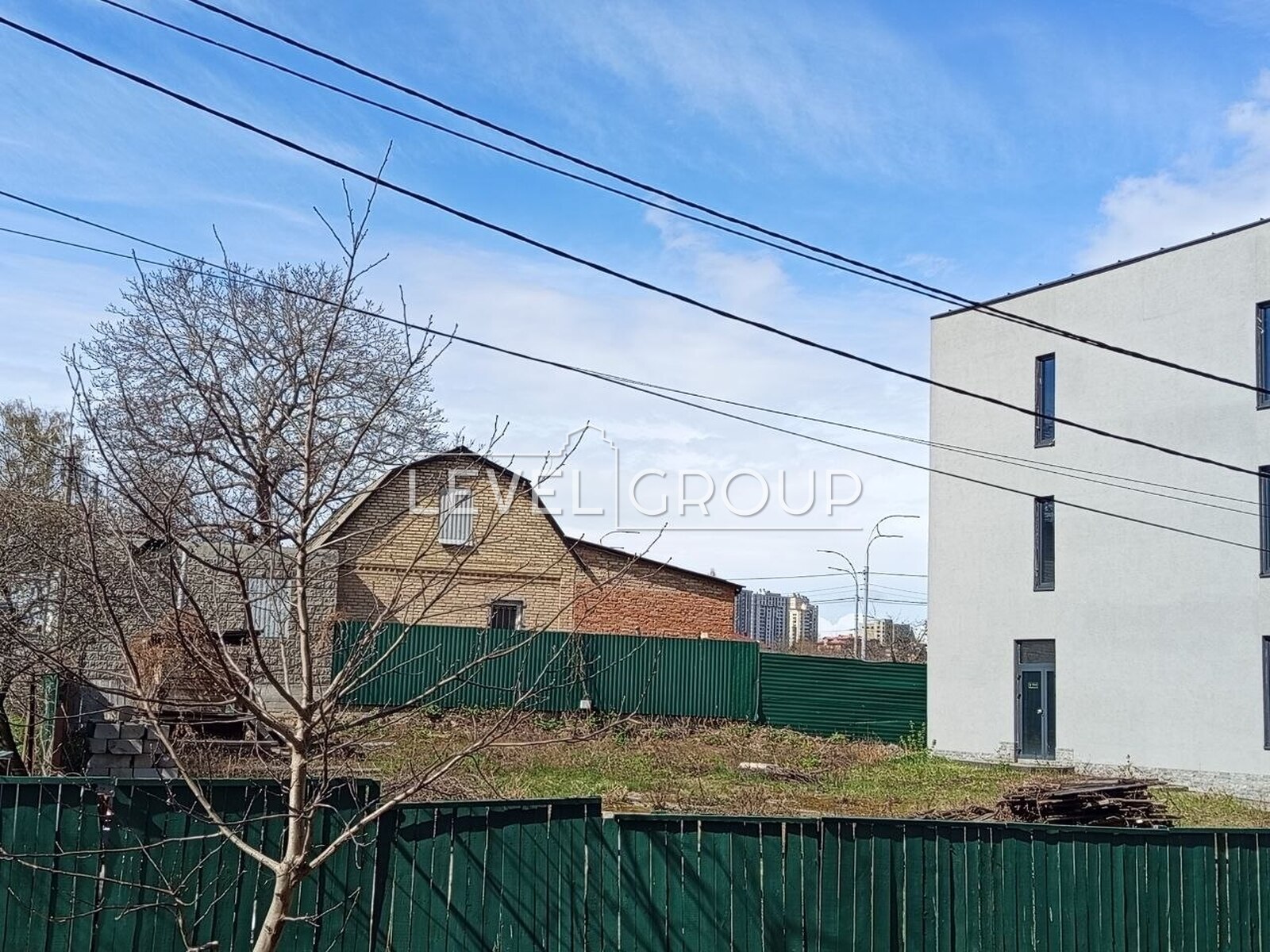 Крутогірна, 34