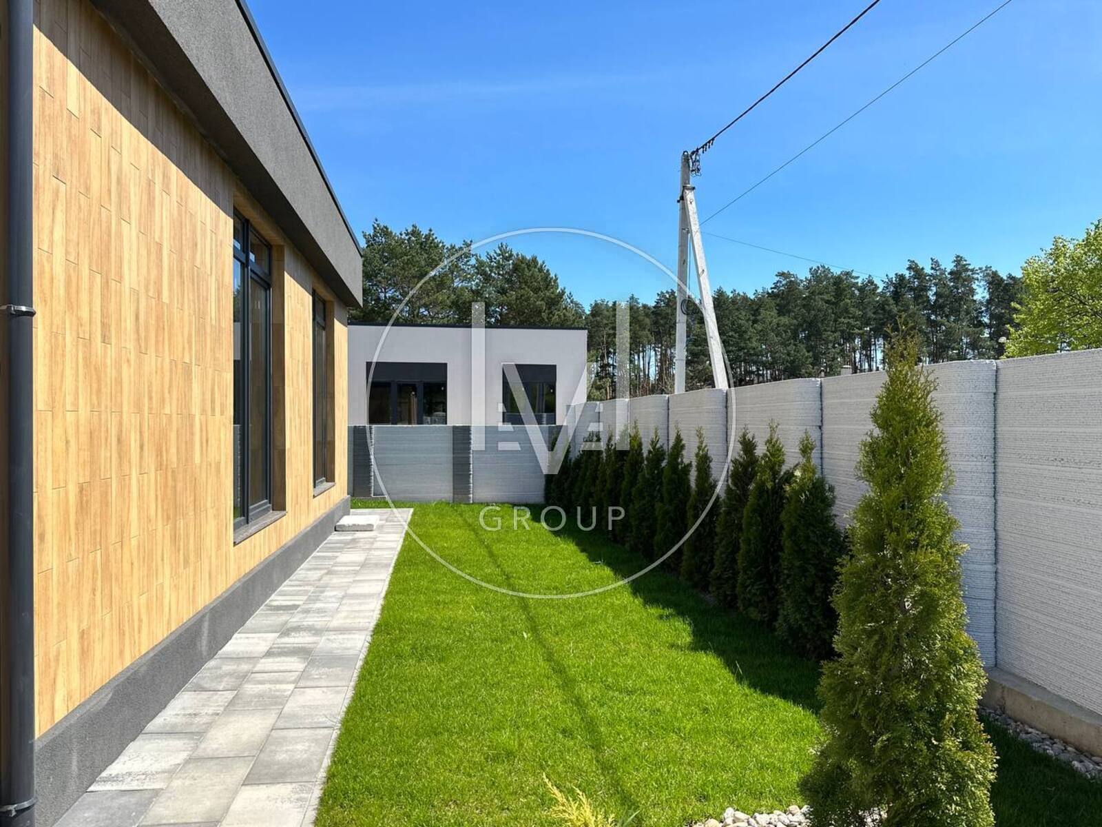 Sadova street, 2
