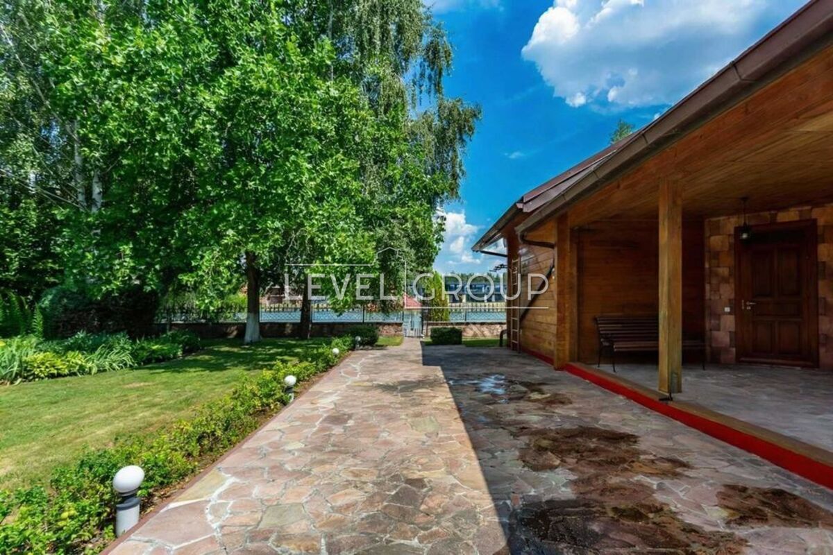 Авгурівська, 125