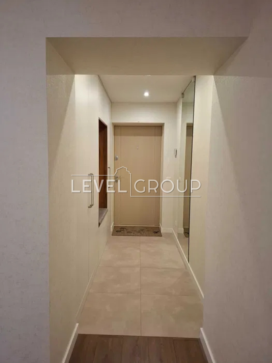 Митрополита Андрея Шептицького вул. (Анатолія Луначарського), 3б