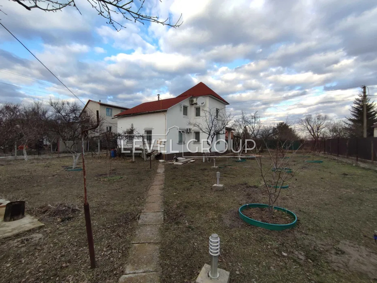 Озерна вул., 146