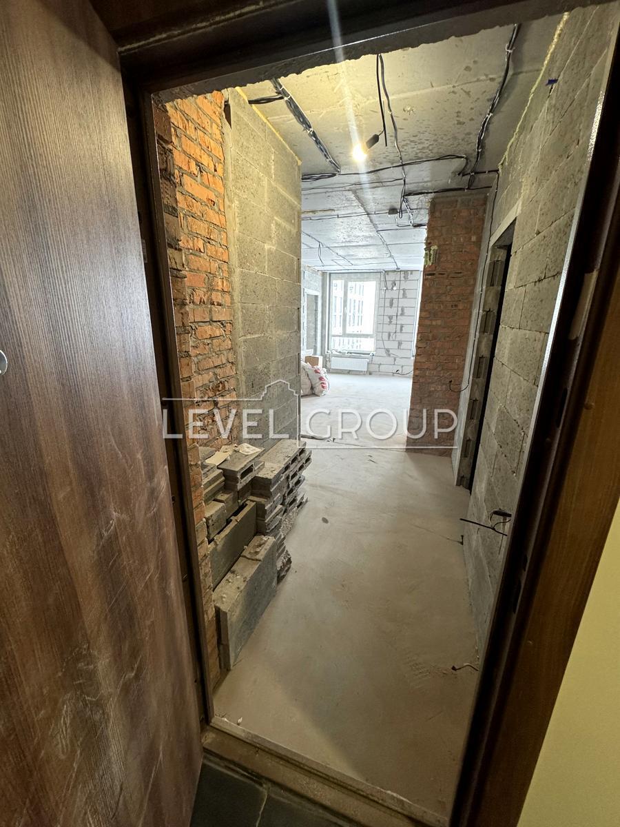 Oleksandra Olesia St., 8/17