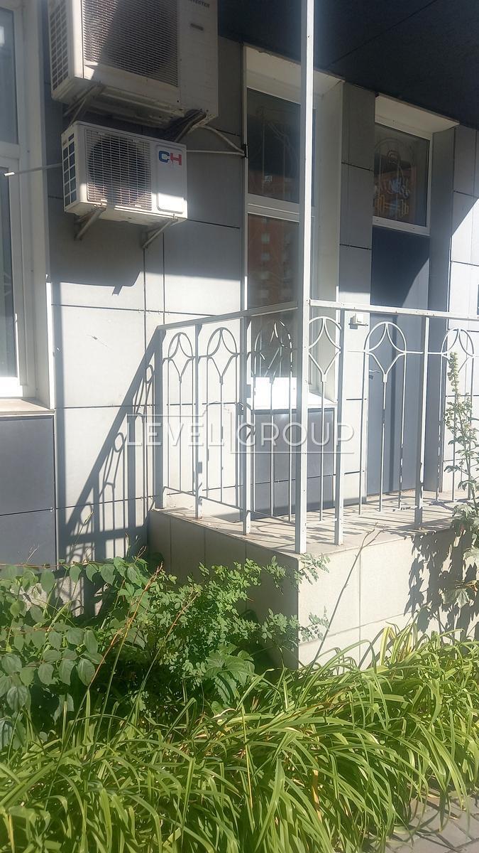 Княжий Затон вул., 21