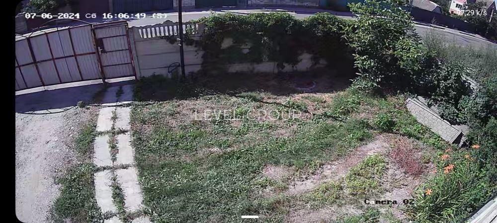 name_en