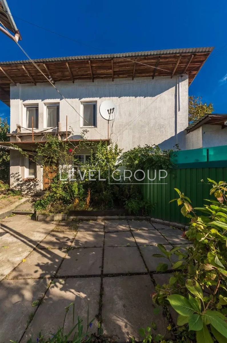 Yabluneva, 30
