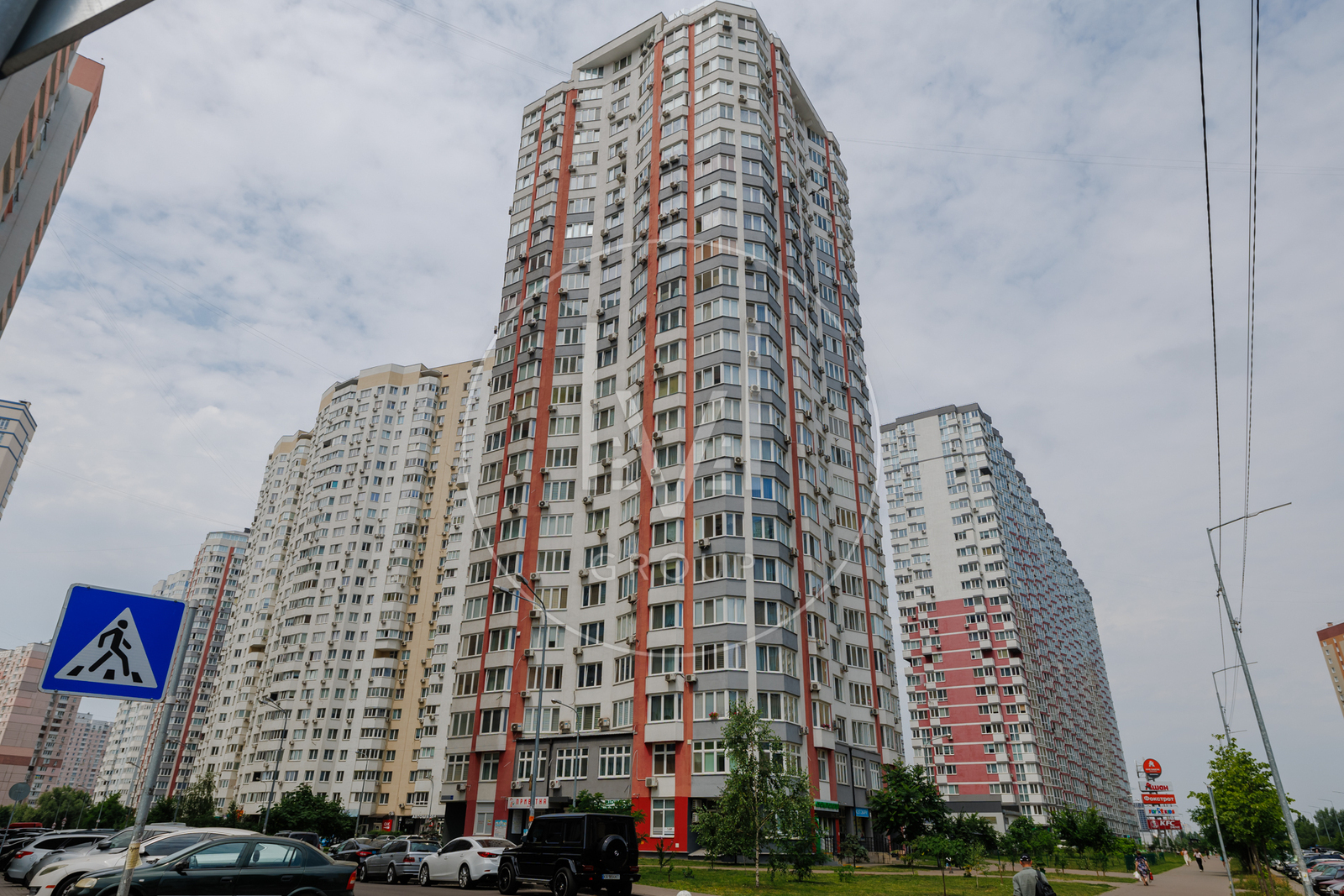 Драгоманова вул., 4А