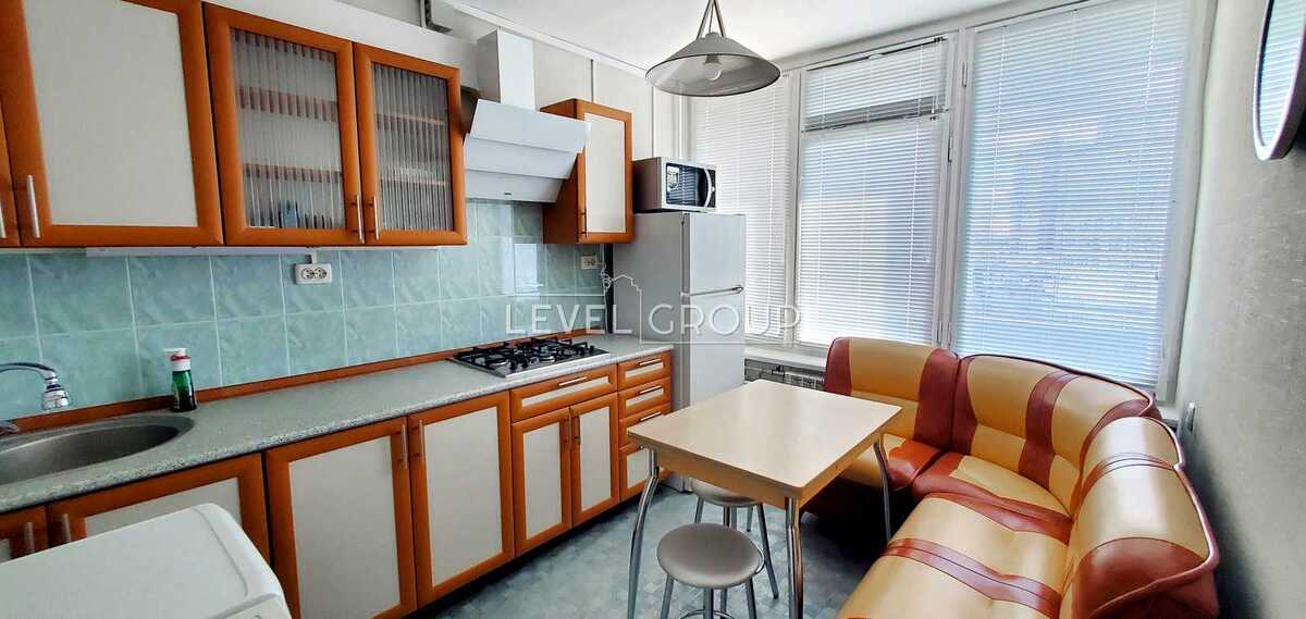 Olesya Honchara St., 96