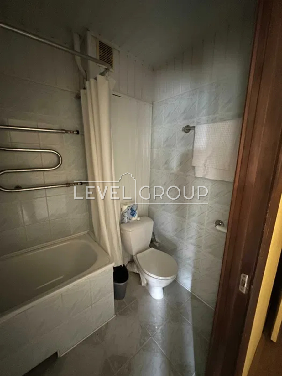 Оболонський просп., 14в