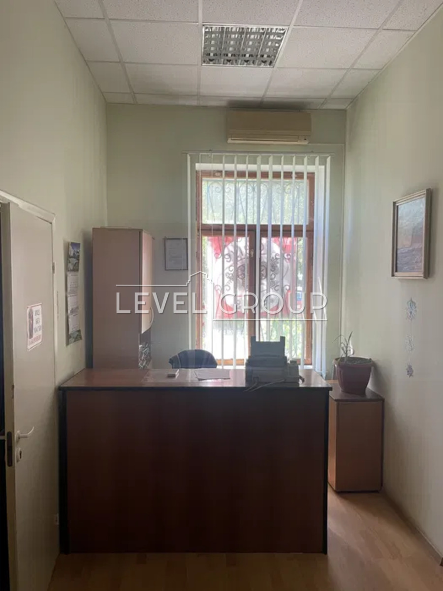 Деревообробна вул., 5д