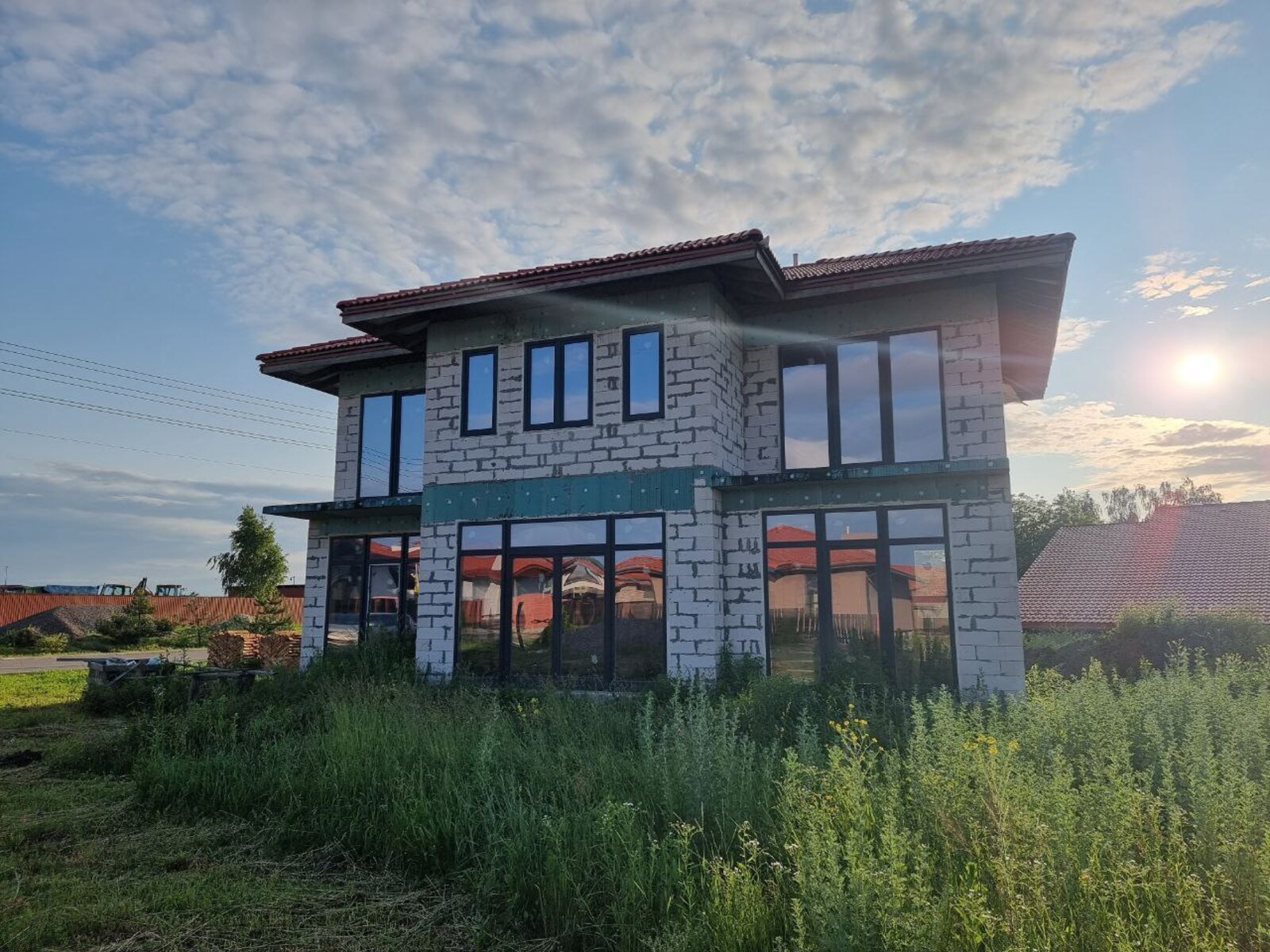 Юліанська, 53