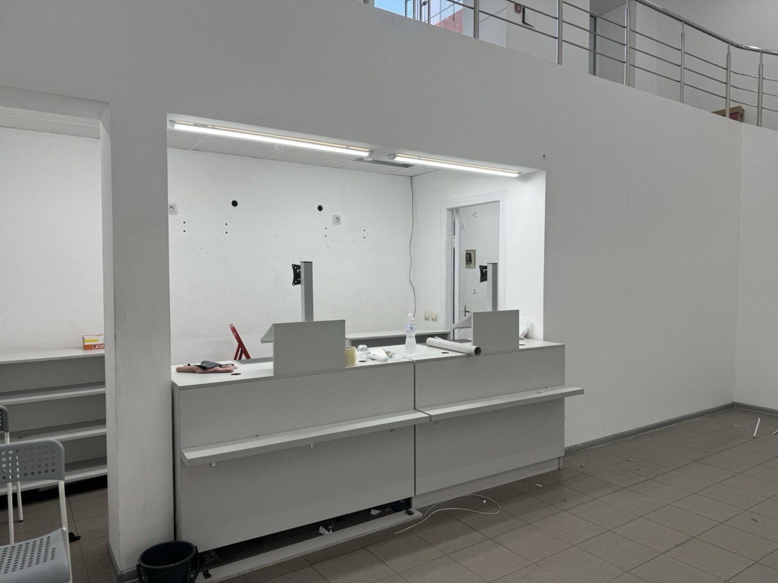 Prospect Mira, 3