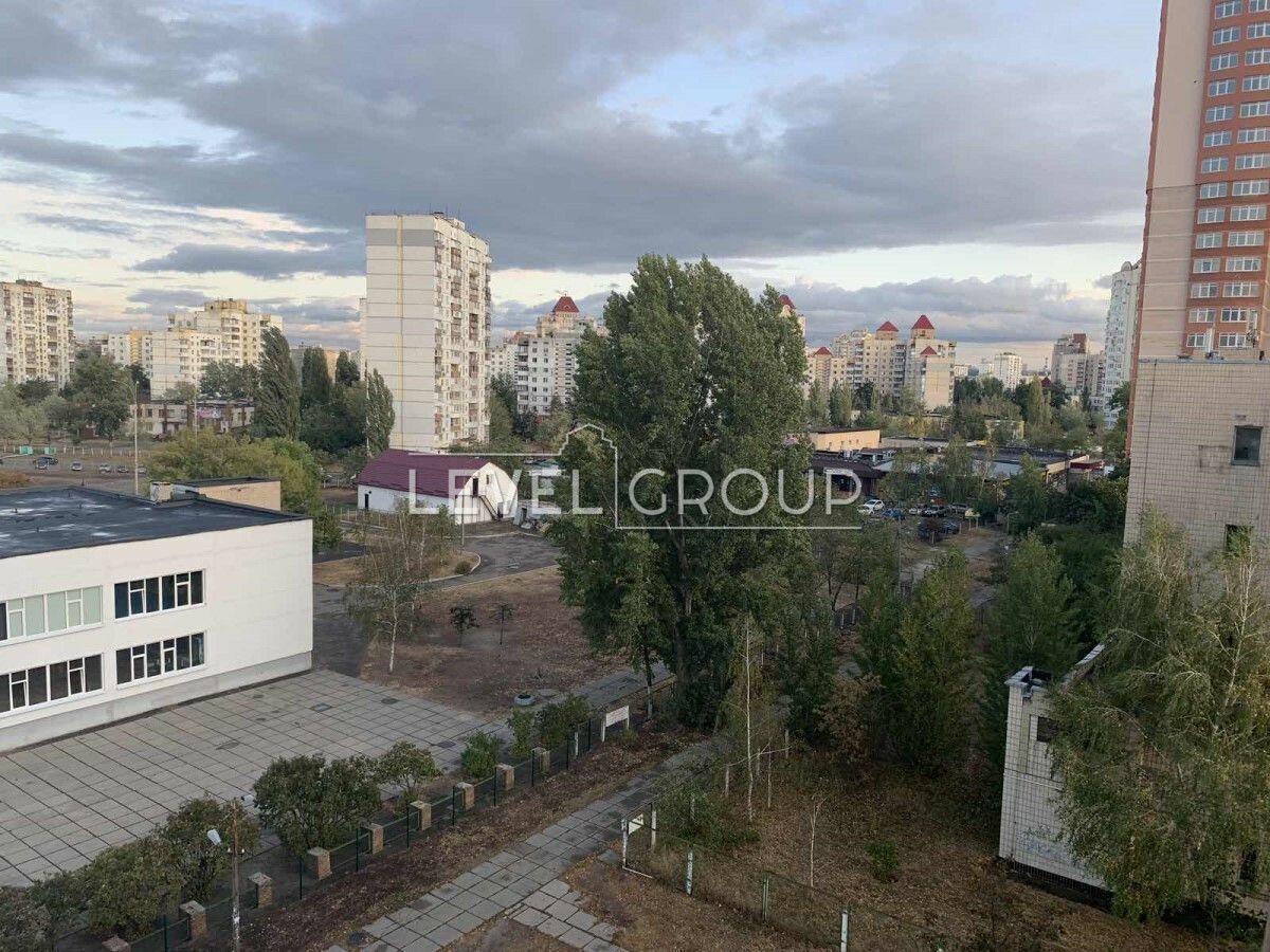 Оболонський просп., 34Г