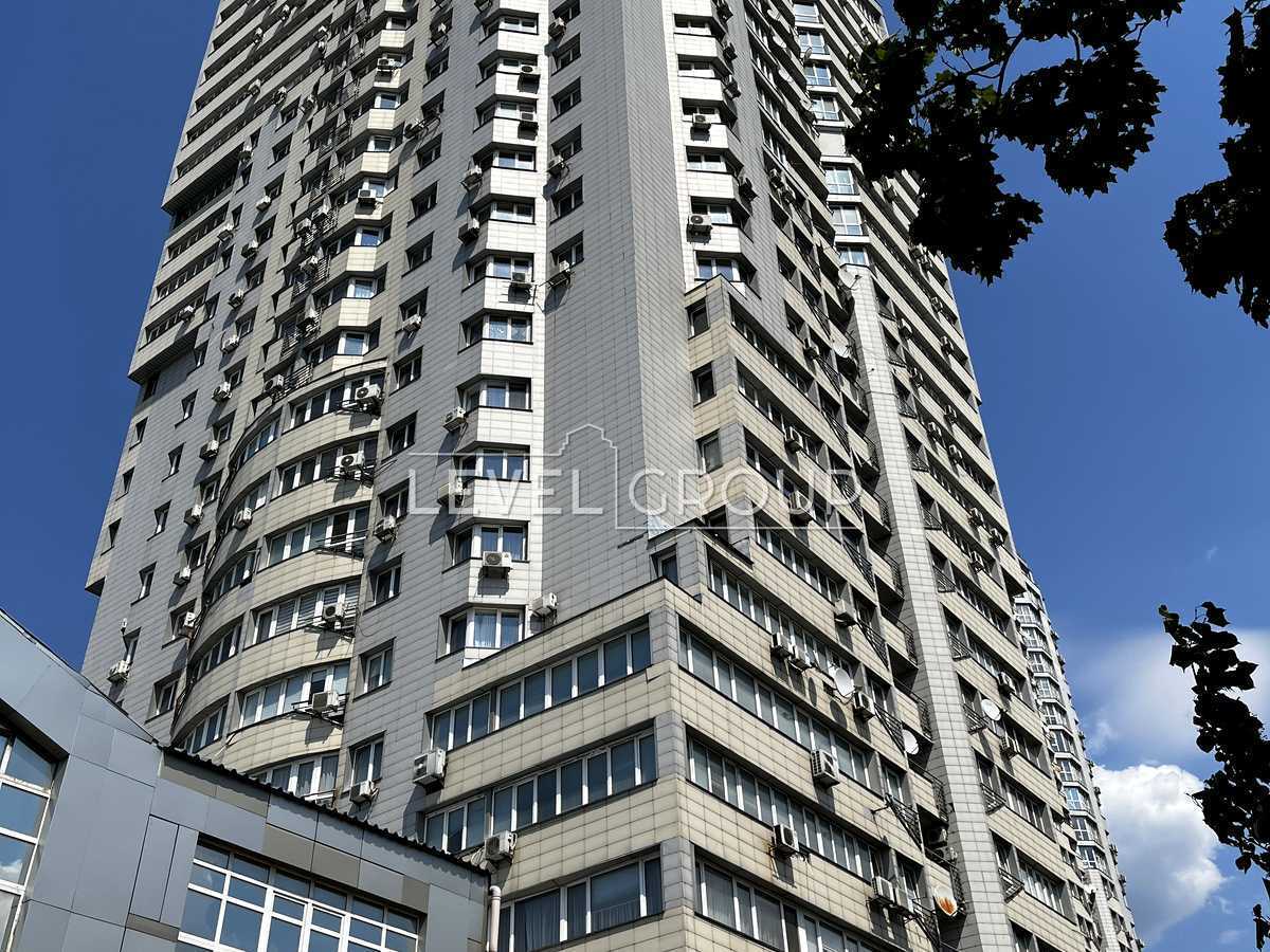 Vadym Getman St., 1B