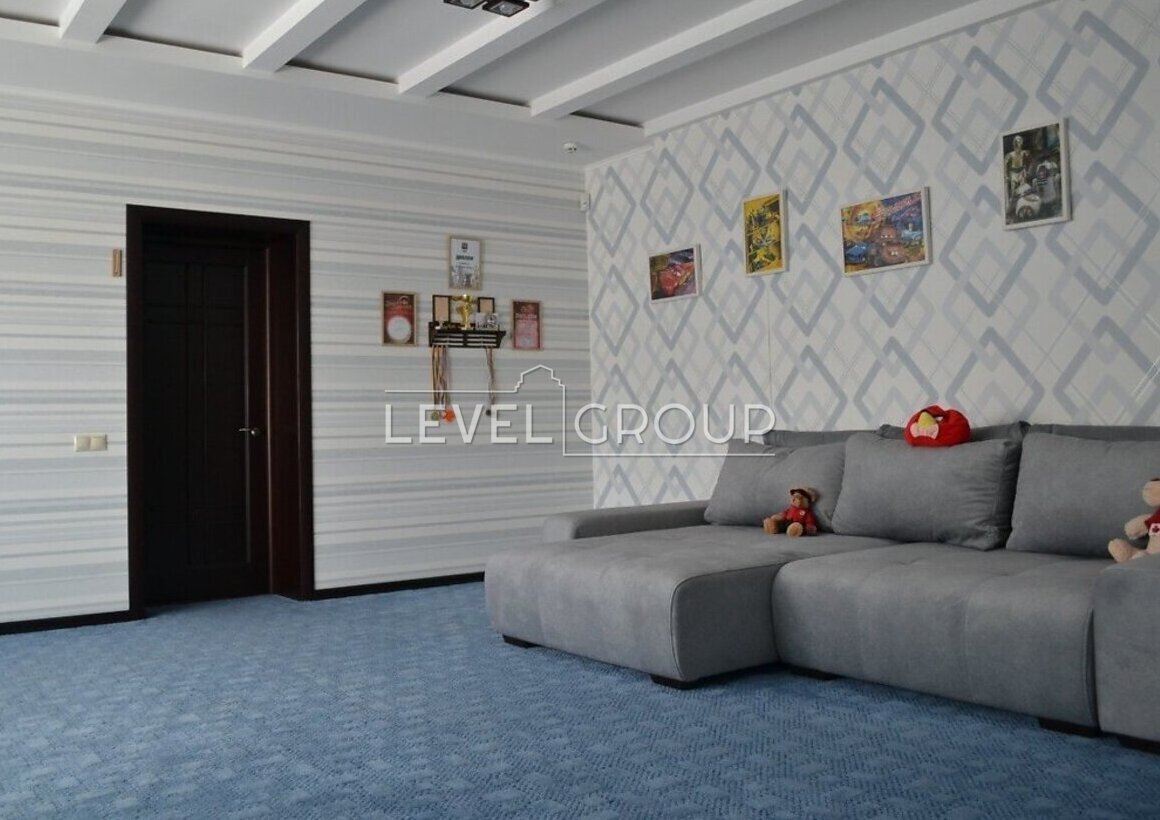 Авіаторів вул., 53