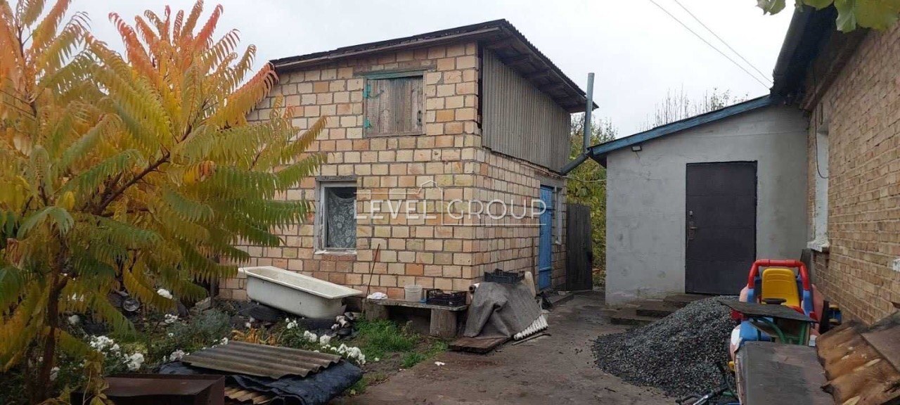 Kyiv, 21