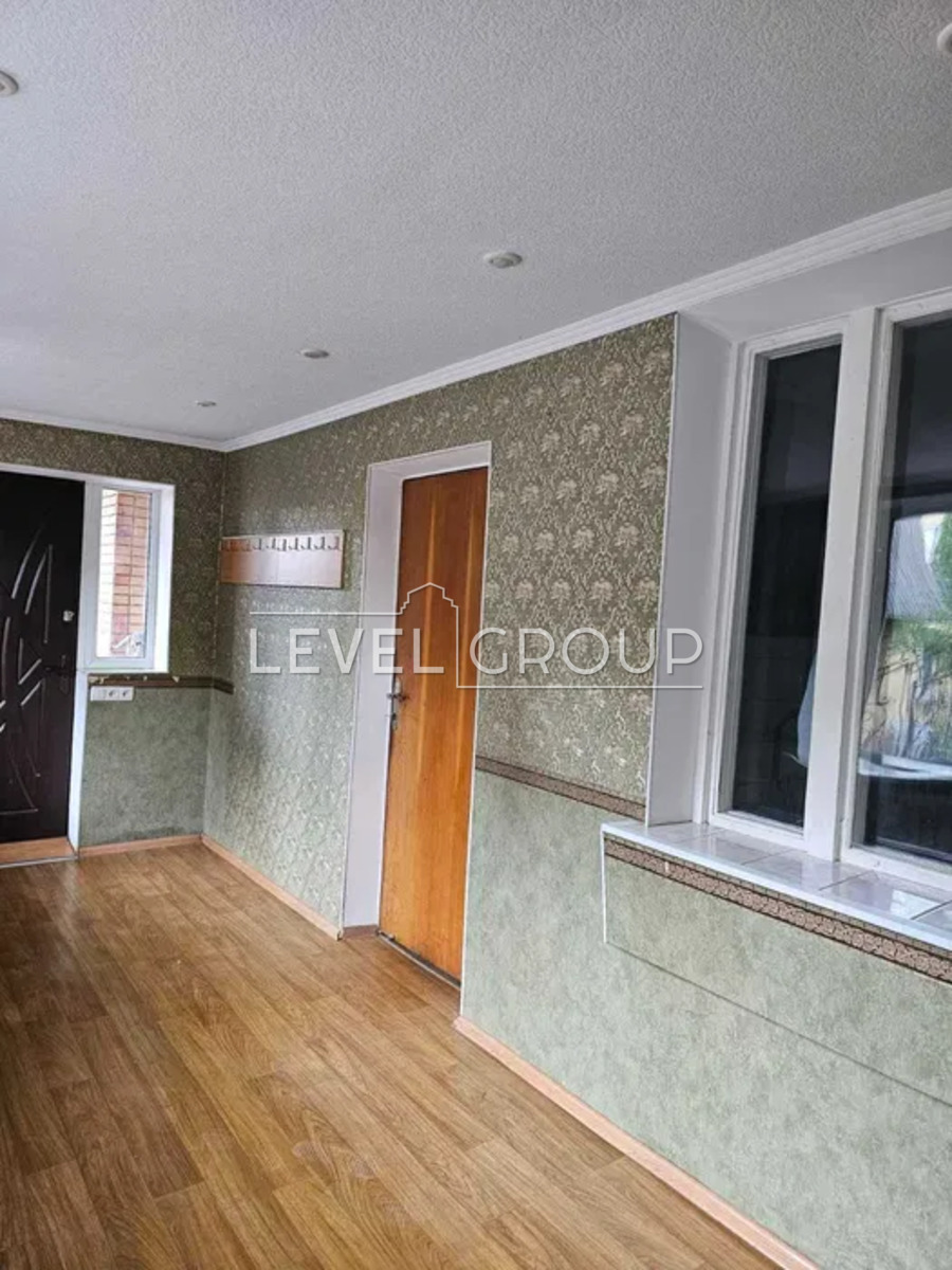 October 14th Avenue, 12/1