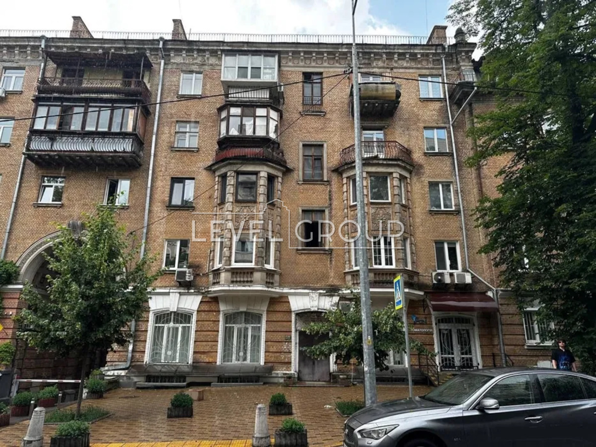 Микільсько-Ботанічна вул., 7/9