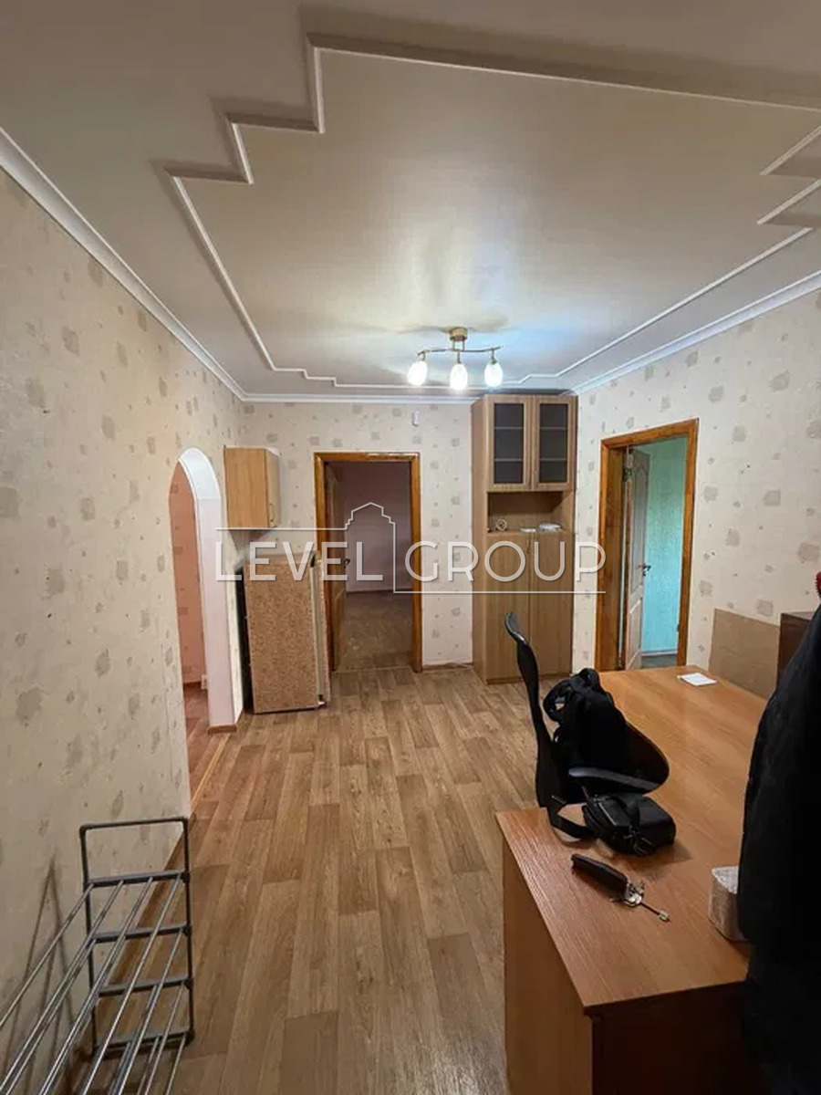 Миколи Закревського вул., 5